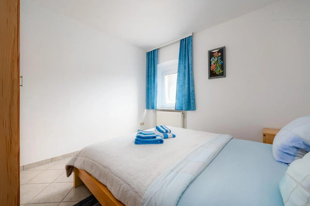 Apartment Cupilija - Parenzana Bike Trail Umag Kroatien